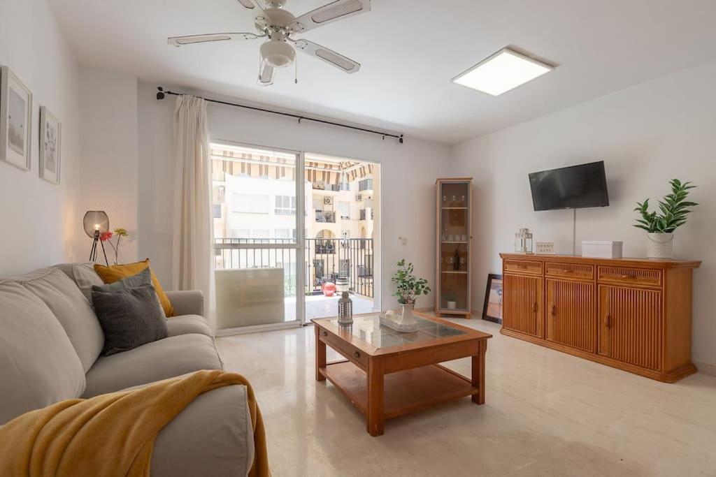 Appartamento Apartamento Fuengirola Beach Esterno foto