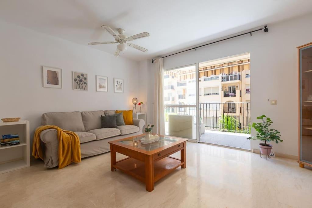 Appartamento Apartamento Fuengirola Beach Esterno foto