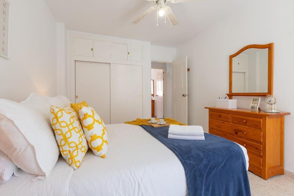 Appartamento Apartamento Fuengirola Beach Esterno foto