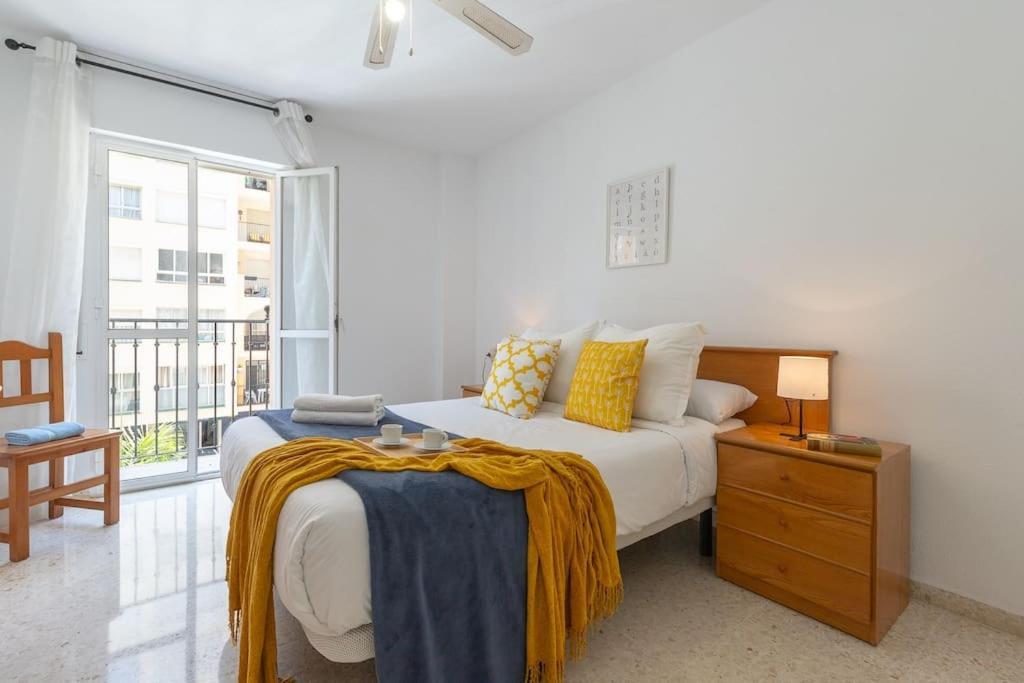 Appartamento Apartamento Fuengirola Beach Esterno foto