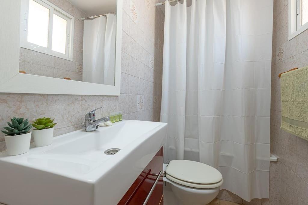 Appartamento Apartamento Fuengirola Beach Esterno foto